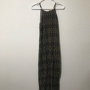 Long brown patterned dress